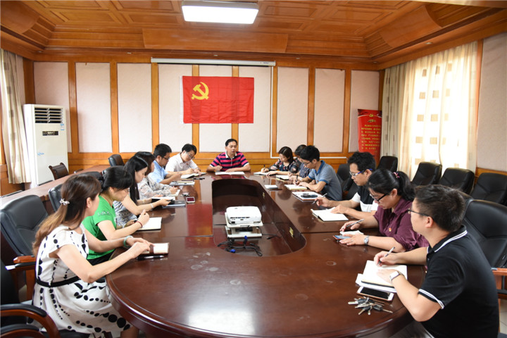 集体学习和谈心谈话-2.jpg