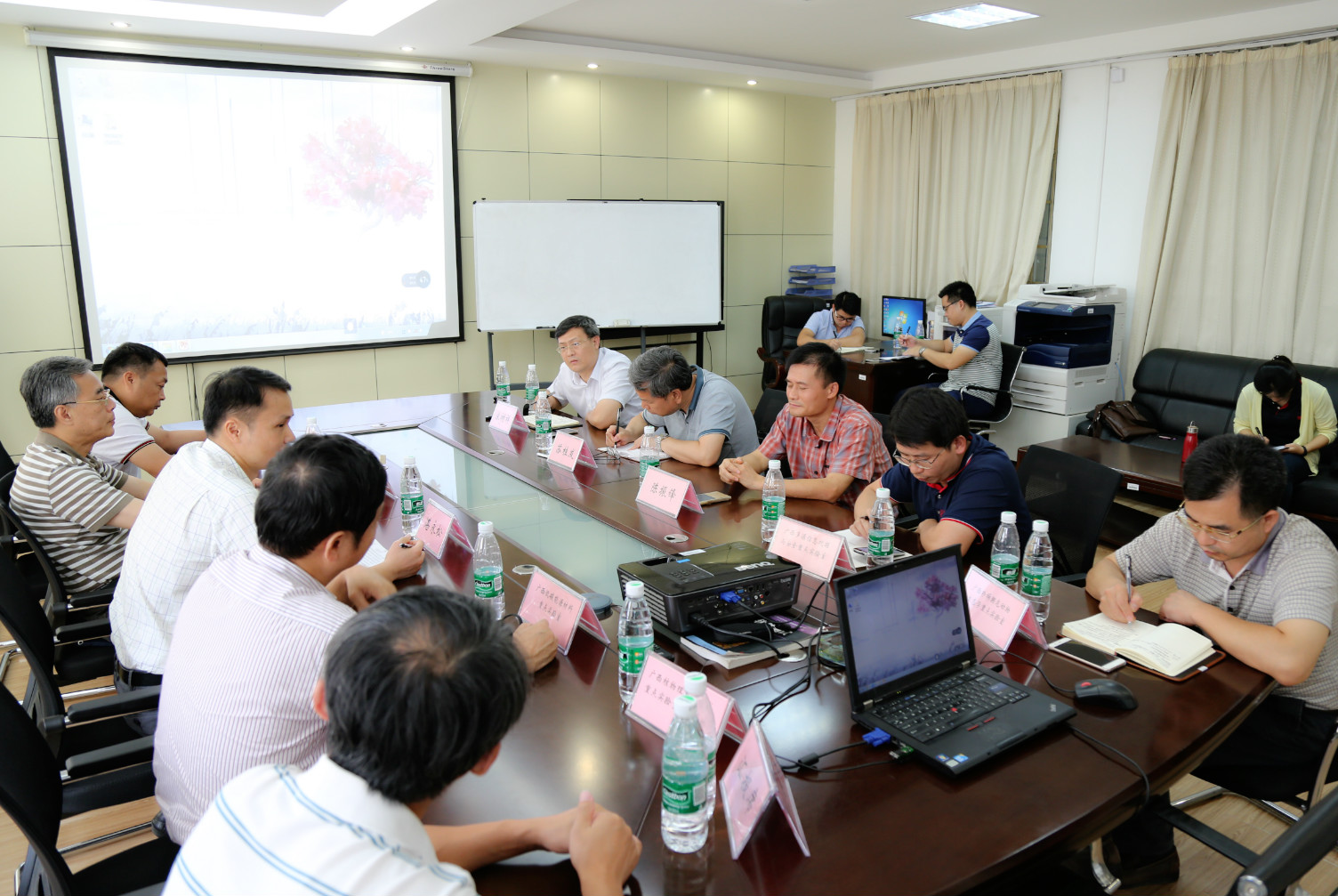 524A8288_meitu_2.jpg 524A8288_meitu_2.jpg