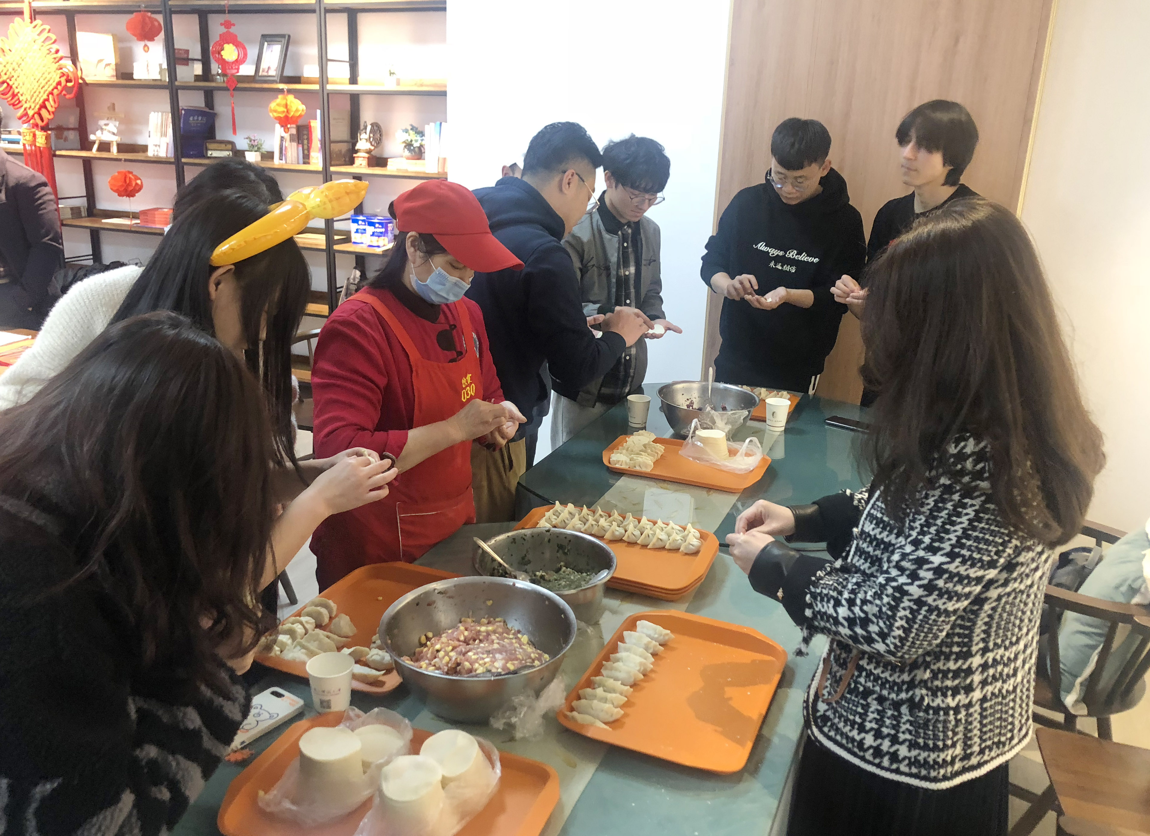 我校开展2021年留宿学生春节联欢活动